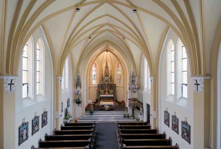 Kaple Povýšení sv. Kříže kláštera milosrdných sester Panny Marie Jeruzalémské. Foto: Roman Polášek. Rok: 2010
