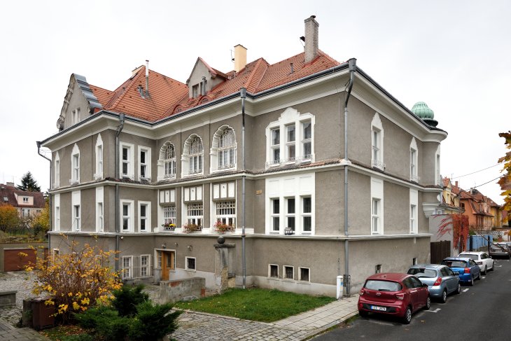  Kompleks domów dla urzędników państwowych
