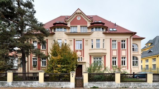  Dom dla pracowników Wspólnoty Czeskich Spółdzielni Gospodarczych