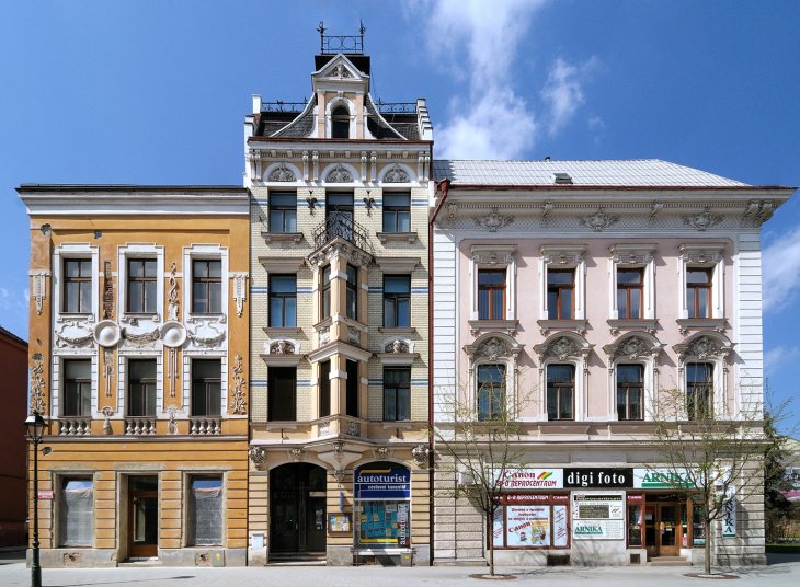  Nájemní domy Wilhelma a Johanny Lichnofských a Julia Lundwalla